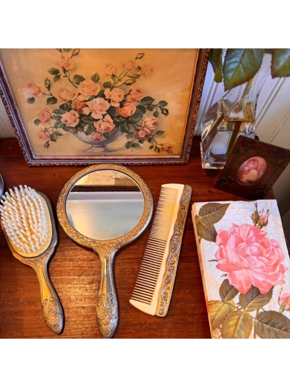 Victorian Silver Plate 3 Pc Vanity Set Mirror Brush & Comb Ornate Design Patina - Picture 12 of 16